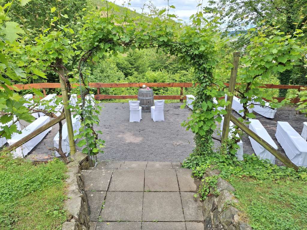 DJ für die Eventlocation Adenbachhütte