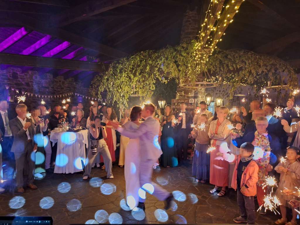 DJ für die Eventlocation Adenbachhütte