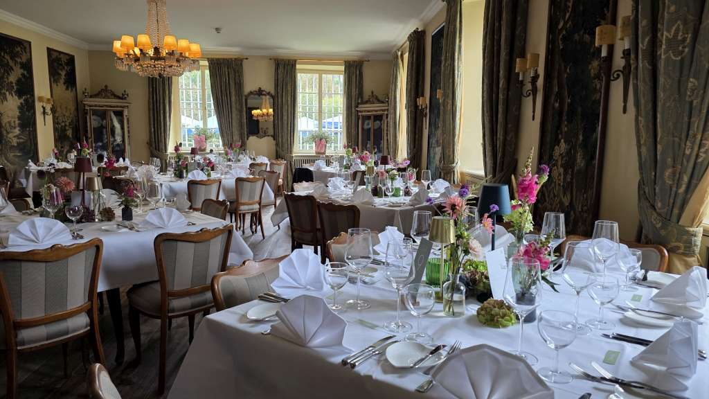 DJ für die Eventlocation Schloss Auel in Lohmar